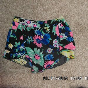 High waisted floral shorts